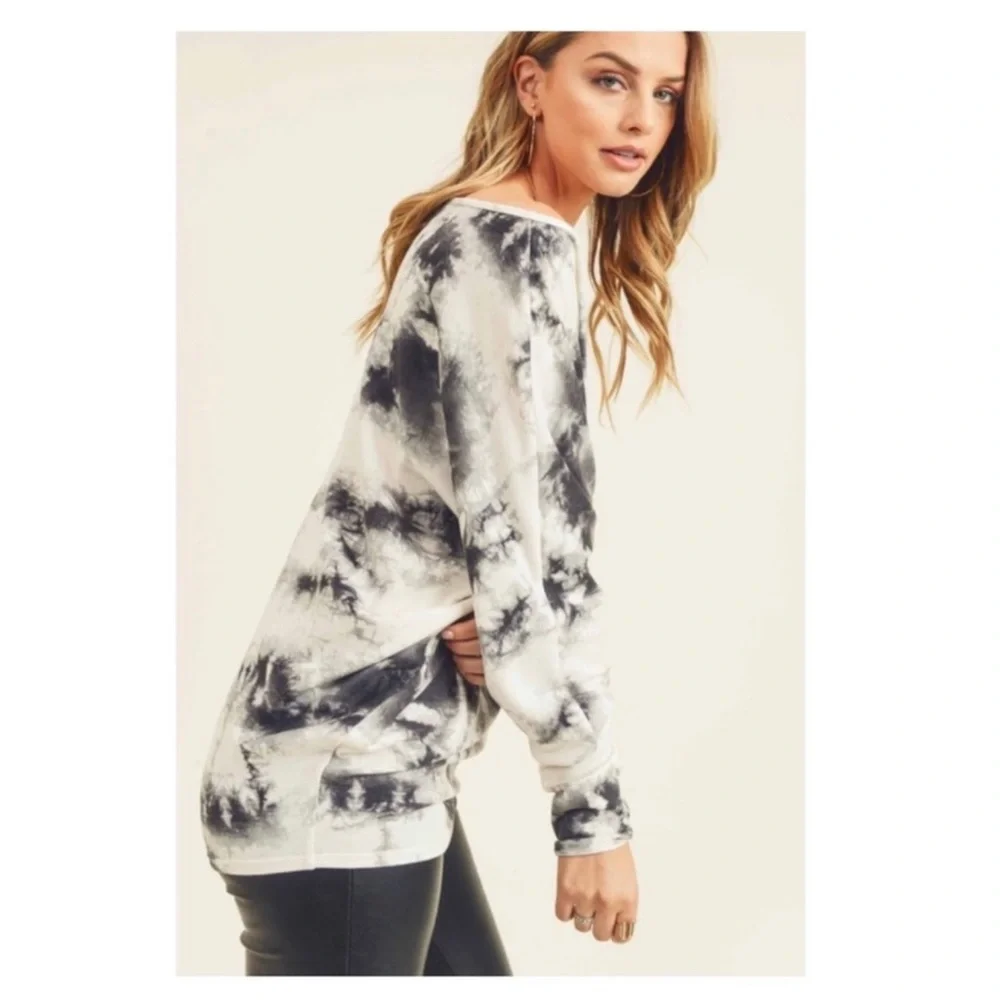 Soft Dolman Sleeve Tie Dye Women's Top - Picture 3 of 6